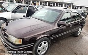 Opel Vectra, 1.8 механика, 1994, седан Түркістан