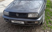 Volkswagen Vento, 2 механика, 1993, седан Кордай