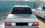 Mercedes-Benz E 220, 2.2 механика, 1987, седан Туркестан