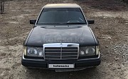 Mercedes-Benz E 260, 2.6 механика, 1992, седан Туркестан