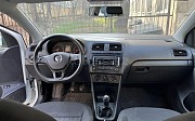 Volkswagen Polo, 1.6 механика, 2016, седан Алматы