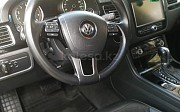 Volkswagen Touareg, 3.6 автомат, 2010, кроссовер 