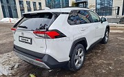 Toyota RAV 4, 2 вариатор, 2021, кроссовер Астана