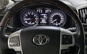 Toyota Land Cruiser, 4.6 автомат, 2013, внедорожник Актау