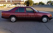 Mercedes-Benz E 220, 2.2 механика, 1992, седан 