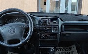 Opel Vectra, 2 механика, 1993, седан Туркестан