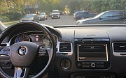 Volkswagen Touareg, 3 автомат, 2014, кроссовер 