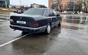 Mercedes-Benz E 230, 2.3 механика, 1990, седан Тараз