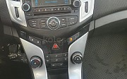Chevrolet Cruze, 1.6 механика, 2014, седан Костанай