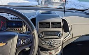 Chevrolet Aveo, 1.6 механика, 2014, седан Рудный