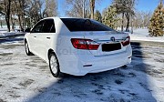 Toyota Camry, 2.5 автомат, 2013, седан 