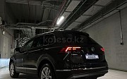 Volkswagen Tiguan, 2 робот, 2018, кроссовер Астана