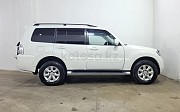 Mitsubishi Pajero, 3 автомат, 2011, внедорожник 