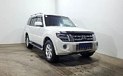 Mitsubishi Pajero, 3 автомат, 2011, внедорожник 