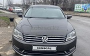 Volkswagen Passat, 1.8 робот, 2013, седан Алматы