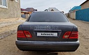 Mercedes-Benz E 230, 2.3 автомат, 1998, седан 