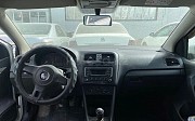 Volkswagen Polo, 1.6 механика, 2015, седан 