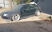 Volkswagen Bora, 2.3 механика, 1998, седан Алматы