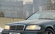 Mercedes-Benz C 200, 2 механика, 1994, седан 