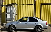 Volkswagen Bora, 2 автомат, 2004, седан Уральск