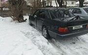 Mercedes-Benz E 200, 2 механика, 1992, седан Қарағанды