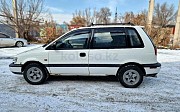 Mitsubishi Space Runner, 1.8 механика, 1993, минивэн 