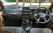 Nissan Terrano, 2.7 автомат, 1993, внедорожник Алматы