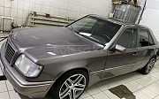 Mercedes-Benz E 200, 2 механика, 1993, седан Қарағанды