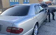 Mercedes-Benz E 320, 3.2 автомат, 2002, седан Жетысай