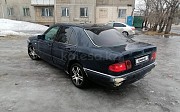 Mercedes-Benz E 200, 2 механика, 1995, седан 