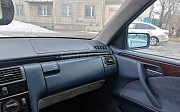 Mercedes-Benz E 200, 2 механика, 1995, седан Караганда