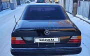 Mercedes-Benz E 200, 2 механика, 1990, седан Қарағанды