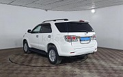 Toyota Fortuner, 2.7 автомат, 2014, внедорожник Шымкент