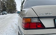 Mercedes-Benz E 220, 2.2 механика, 1993, седан Петропавловск