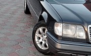 Mercedes-Benz E 200, 2 механика, 1994, седан Талдыкорган