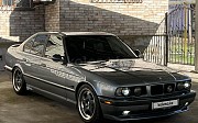 BMW 540, 4.4 механика, 1993, седан Шымкент