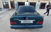 Mercedes-Benz E 220, 2.2 механика, 1995, седан Кызылорда