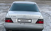Mercedes-Benz E 320, 3.2 автомат, 1994, седан Есік