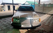 Mercedes-Benz E 220, 2.2 механика, 1989, седан Алматы