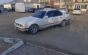BMW 520, 2 механика, 1991, седан Туркестан