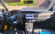 Toyota Corolla, 1.6 вариатор, 2015, седан Өскемен