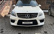 Mercedes-Benz ML 63 AMG, 5.5 автомат, 2014, внедорожник Шымкент