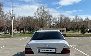 Mercedes-Benz E 220, 2.2 механика, 1993, седан Тараз