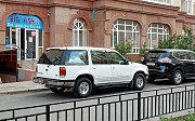 Ford Explorer, 4 механика, 1995, внедорожник Астана