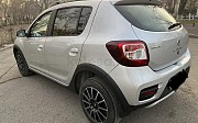 Renault Sandero, 1.6 механика, 2015, хэтчбек Алматы