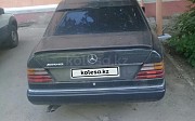 Mercedes-Benz E 260, 2.6 автомат, 1990, седан Астана