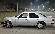 Mercedes-Benz E 260, 2.6 механика, 1989, седан Алматы