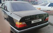 Mercedes-Benz E 220, 2.2 механика, 1992, седан Шымкент