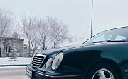 Mercedes-Benz E 240, 2.4 механика, 2000, седан Уральск