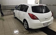 Nissan Tiida, 1.6 автомат, 2005, хэтчбек 